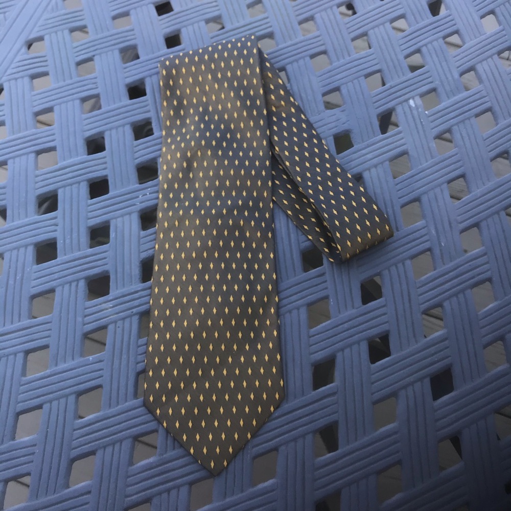 NWT Today’s Man - Mens tie brown w/gold diamond